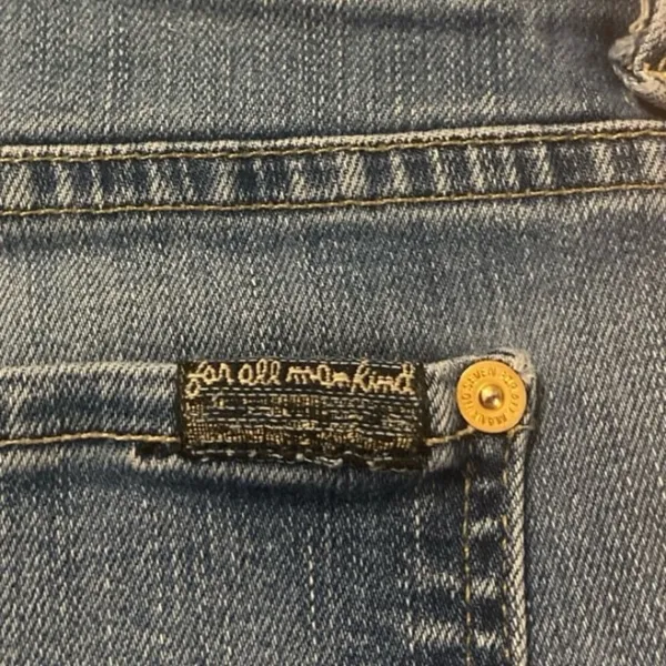 7 For All Mankind denim straight leg jean. Size 28” - Image 6
