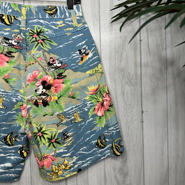 Disney Mickey by Jerry Leigh Vintage Longline Bermuda Mom Shorts size 11/12 - Image 8