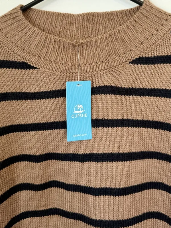 NWT Cupshe Brown and Black Striped Drop Shoulder Knit Sweater - Size: Large - Image 5