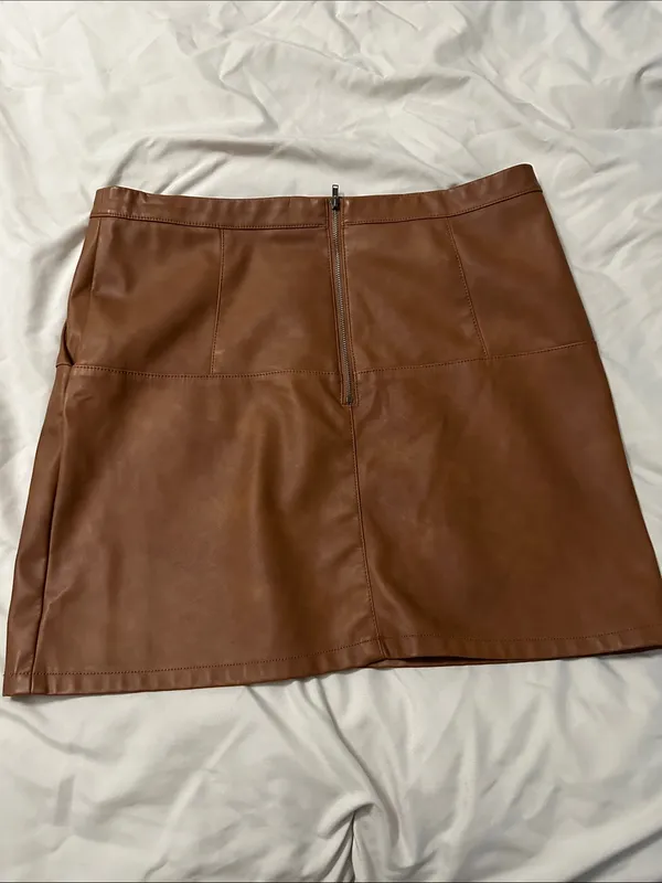 Shinestar Brown Faux Leather Mini Skirt - Image 3