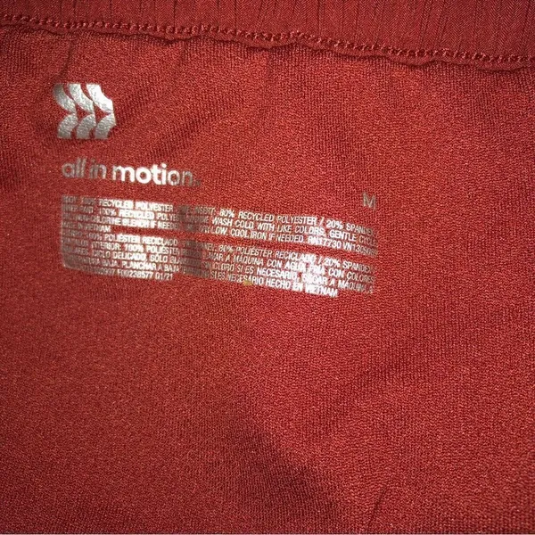 Copy- All in motion black athletic shorts size med NWOT the orange or sold - Image 3