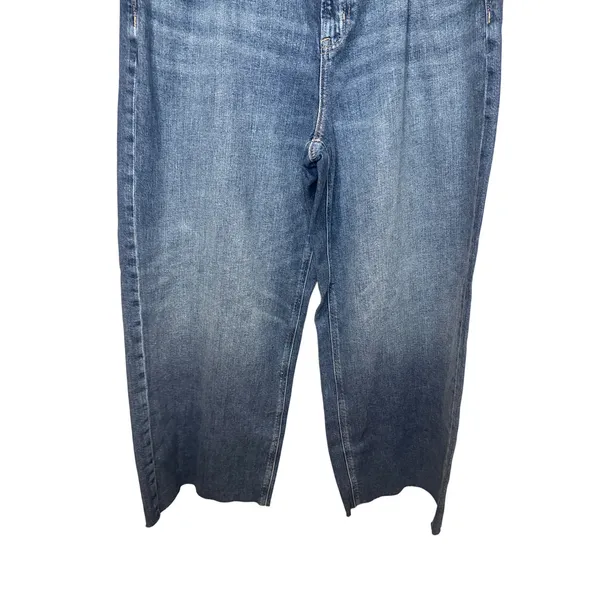 American Eagle Super High-Rise Baggy Wide Leg Jeans 14 Short Blue Raw Hem - Image 4