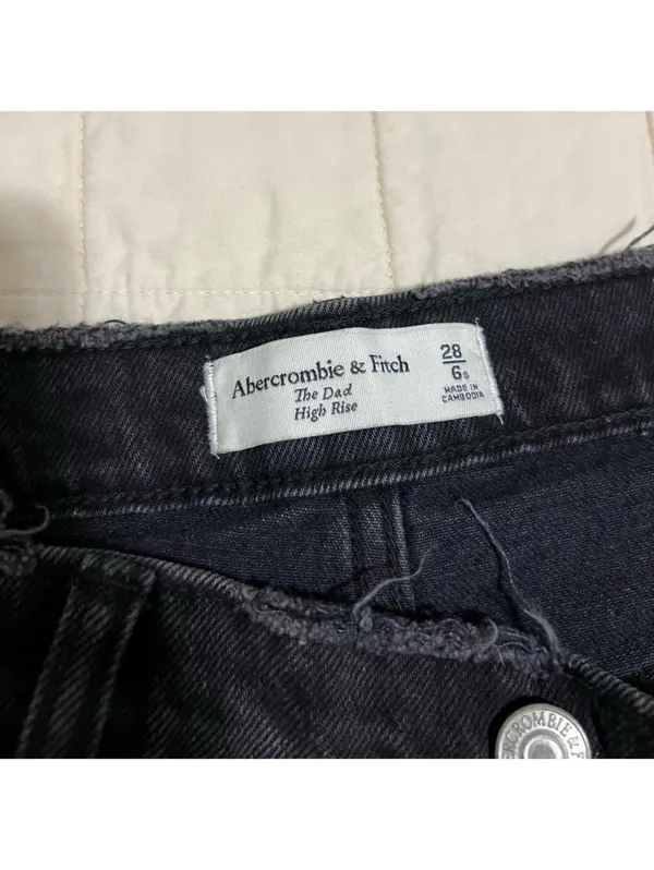 Abercrombie & Fitch Distressed Jeans - Image 5