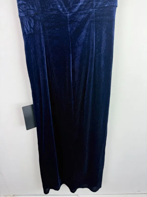 NWT Lulus Showing Off a Little Navy Velvet Asymmetrical Tulip Midi Dress Medium - Image 13