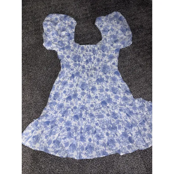 Crystal Doll Women's Floral Dress Size Medium - Image 7