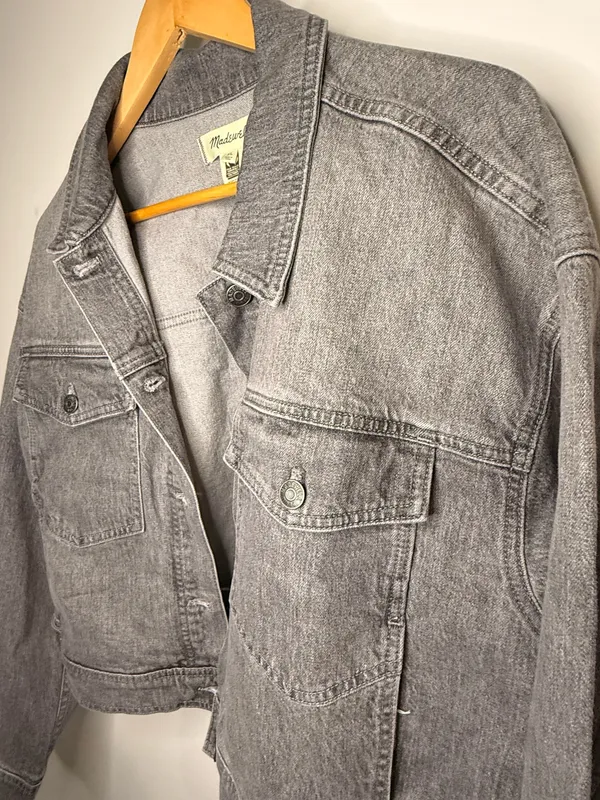 Madewell Denim Clean Crop Oversized Jeans Jacket Gray - NWT - Image 4