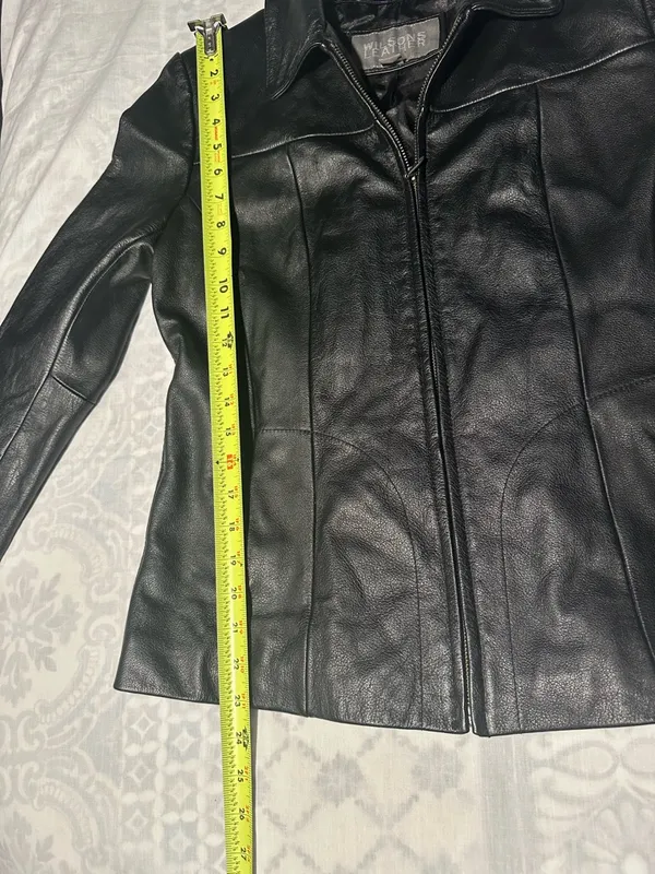 Wilsons Leather Women's Black Zip-Front Leather Jacket - Image 10
