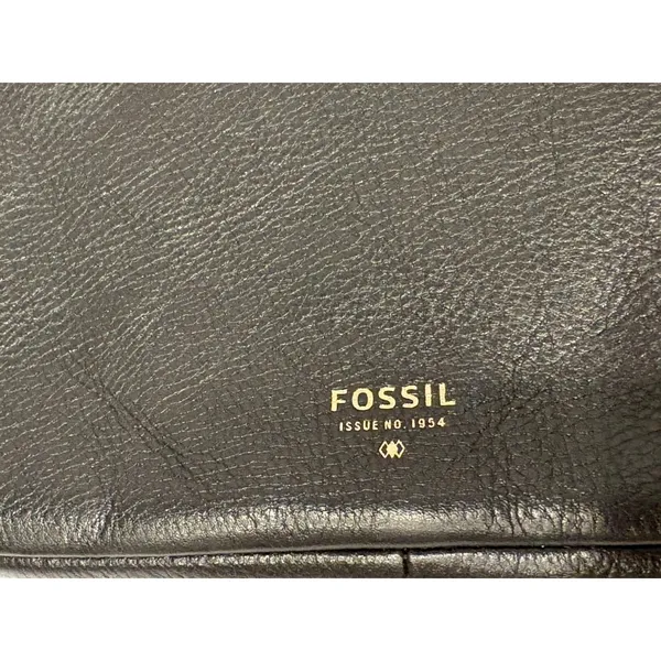 Designer FOSSIL Mini Crossbody Bag Purse In Black Leather EUC - Image 5