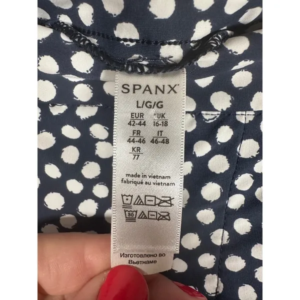 Spanx‎ Sunshine Shorts Women Large Navy White Polka Dot Stretch Activewear Golf - Image 6