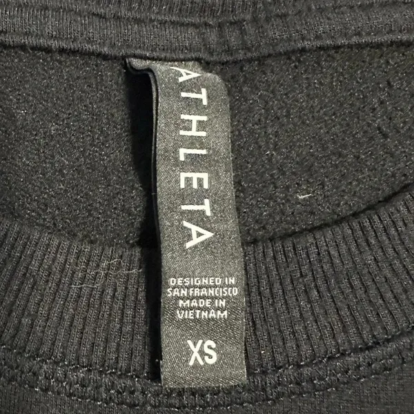 Athleta Black Long Sleeve Top Womens Size XS Lightweight Sweater Shirt Crewneck - Image 2