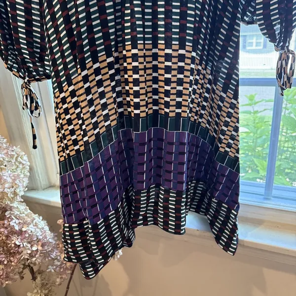 Maeve For Anthropologie Knee Length Dress Black Multi Color Long Sleeved Size 10 - Image 8