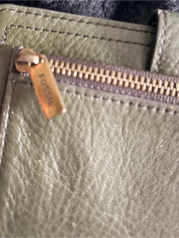Fossil Olive Leather Snap Wallet with Pebble Texture - Image 8