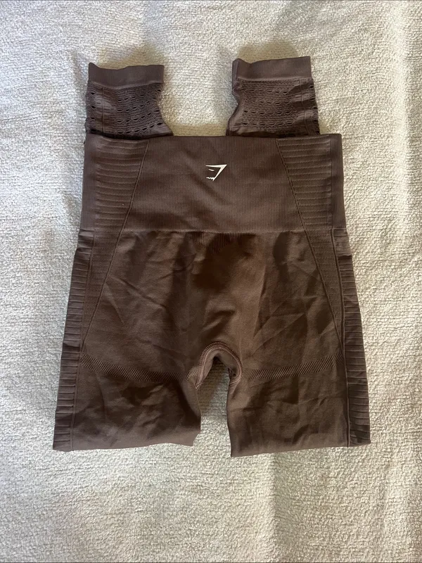 Gymshark Brown/Mauve Seamless High-Waist Leggings with Laser-Cut Panels - Image 6