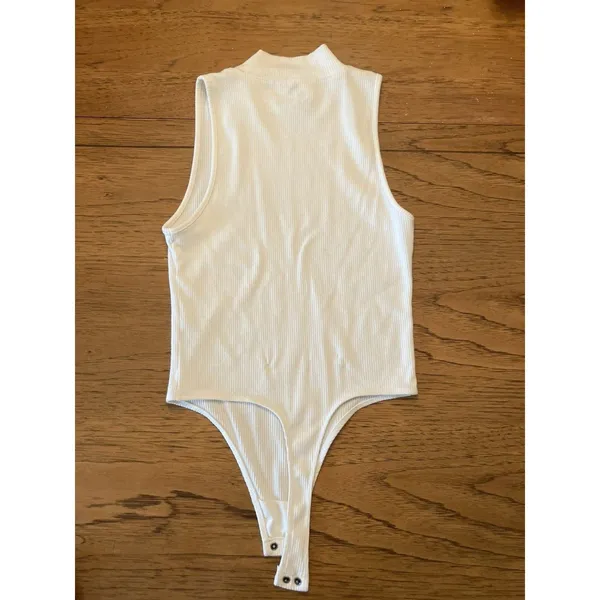 Aerie Women's White One Piece Bodysuit Solid Stretch Snap, Size M Regular - Image 3