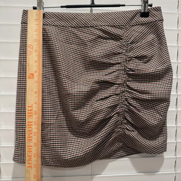 Free People Womens 2 Small Mini Skirt‎ Ruched Plaid Houndstooth Brown Academia - Image 3