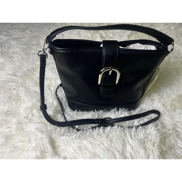 No Boundaries Moto Bucket Bag Black Convertible Crossbody Shoulder Purse NWT - Image 2