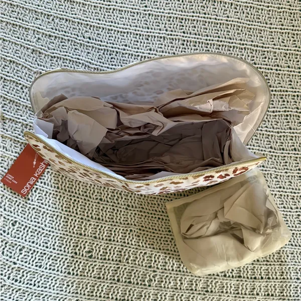 NWT Sonia Kashuk Cream and Brown Animal Print Leopard Makeup Cosmetic Bags - Image 2