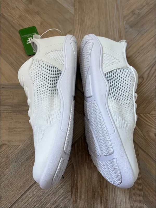 Hike Footwear HF Stride Hands Free Ergonomic Barefoot Shoes White Women’s 8 - Image 3