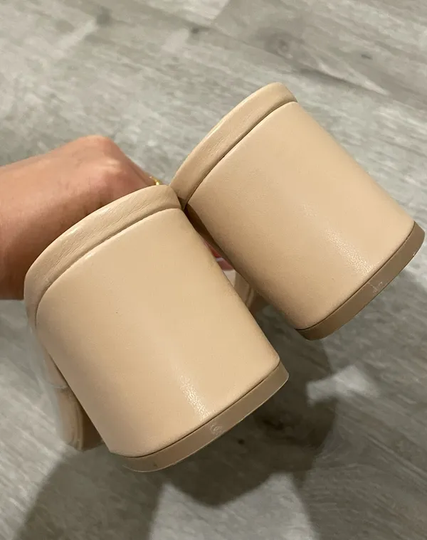 Dream Paris Open Toe Chunky Heels Sandals - Image 5
