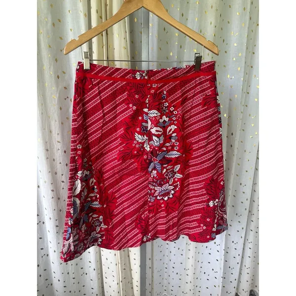 Live A Little Women's Red Floral Paisley Bandana Ribbon Trim A Line Skirt 10 - Image 3