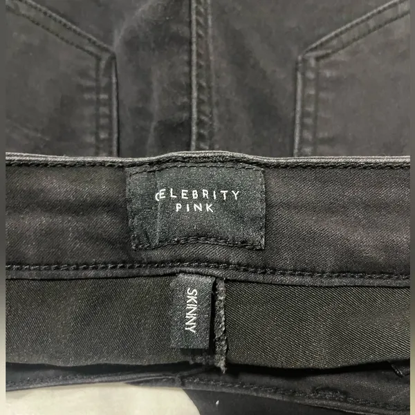 Celebrity Pink Skinny Jeans. Black. Size 7(28). - Image 3