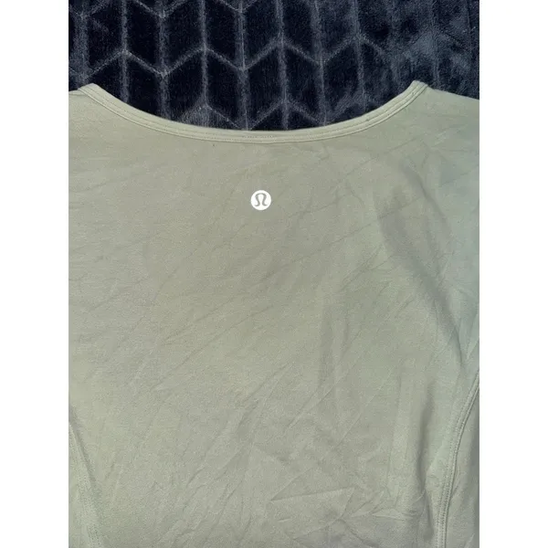 Lululemon‎ Nulu Cropped Slim Yoga Short Sleeve Green Fern V Neck Top Women 4 - Image 3