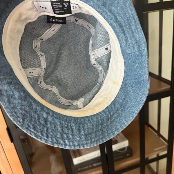 Aritzia TNA denim bucket hat m/L embroidered logo light medium wash - Image 6