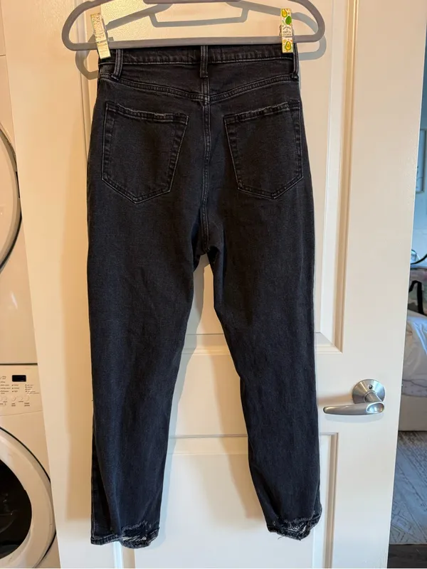 Abercrombie Curve Love Ultra High Rise Black Distressed Ankle Straight Jeans 27 - Image 4