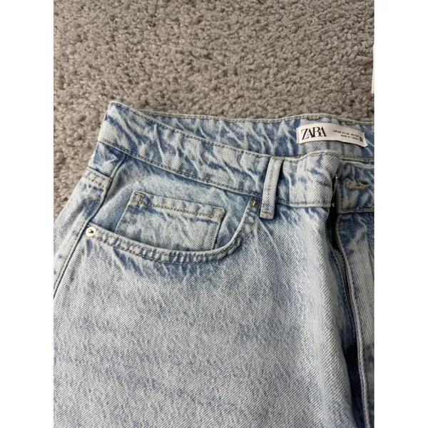 NWT Zara High Rise Straight Long Length Jeans Light Wash Acid Denim Size 12 EUR - Image 4