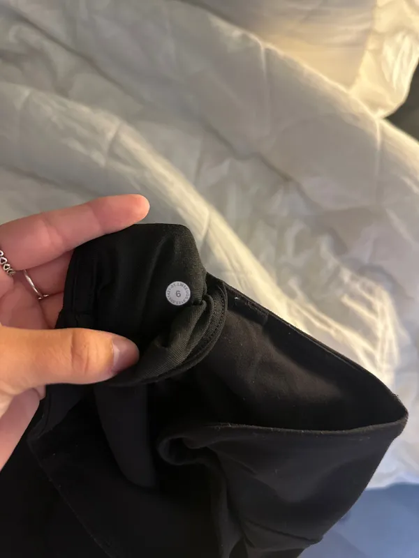 Lululemon Align V-Waist Pants 25" - Image 8
