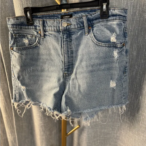 Express Shorts Womens 90’S HIGH RISE CUT OFF RAW HEM DENIM SHORTS SIZE 14 - Image 4