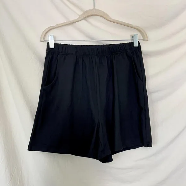Source Unknown Soft Stretchy Black Matching T-shirt and Shorts Lounge Set Size L NWOT - Image 3