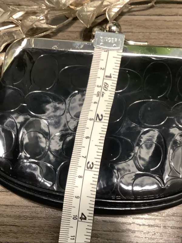 Coach Black Patent Leather Kiss-Lock Coin Purse with Heart Tag - Image 10