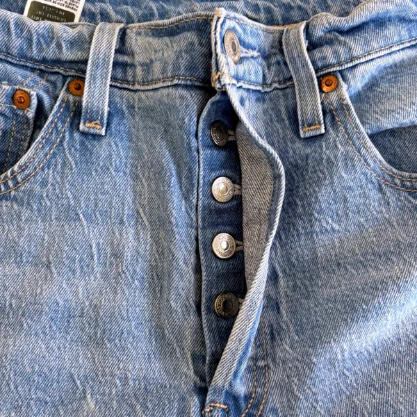 Levis 501 S High Rise Skinny Jeans Light Wash Raw Hem‎ Button Fly Denim 31x28 - Image 16
