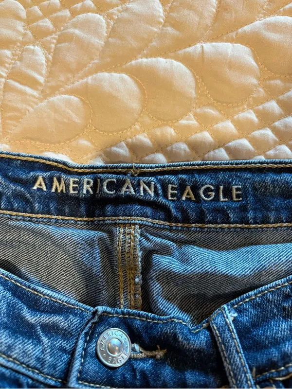 American Eagle Highest Rise '90s Boyfriend Shorts women’s 12 - Image 4