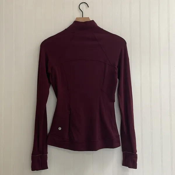 LULULEMON Outrun the Elements 1/2 Zip Long Sleeve Running Top in Garnet Size 4 - Image 8