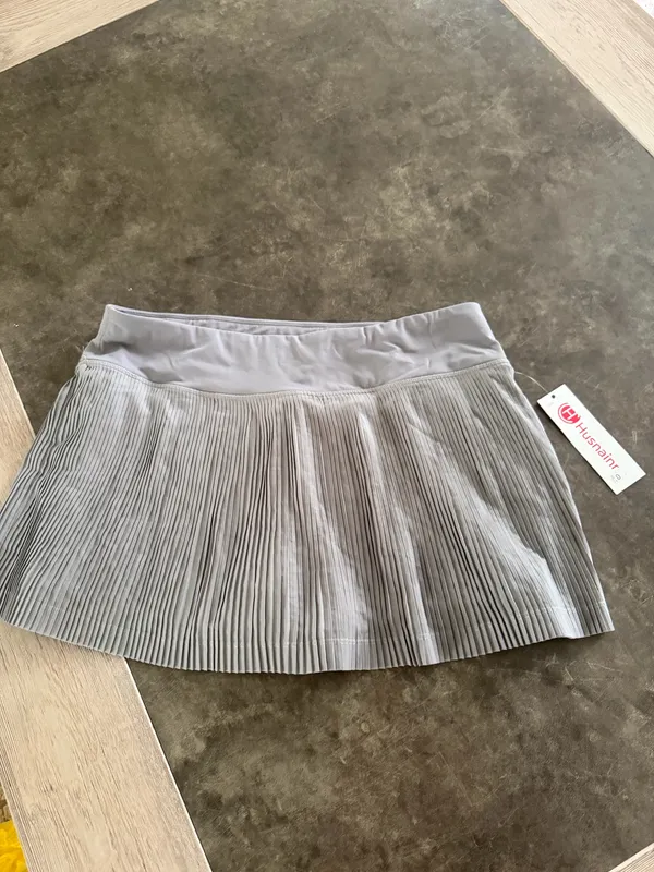 Husnairn Pleated tennis Skirt in Light gray - Image 6