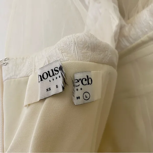 House of CB 'Cherelle' Ivory Jacquard Puff Sleeve Dress size Large NWOT‎ - Image 10