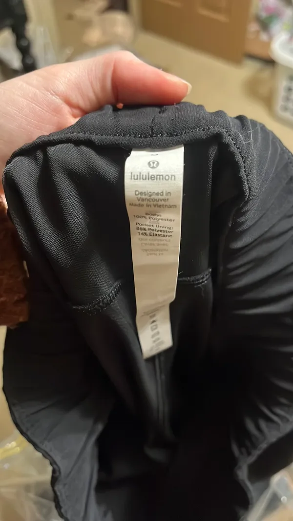 Lululemon Straight Leg sweats  - Image 4