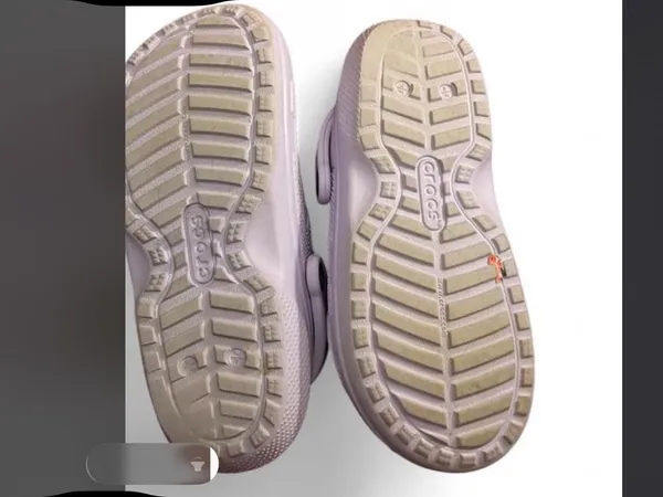 Crocs Classic Lined Clogs in a lavender or purple color W/7 - Image 5