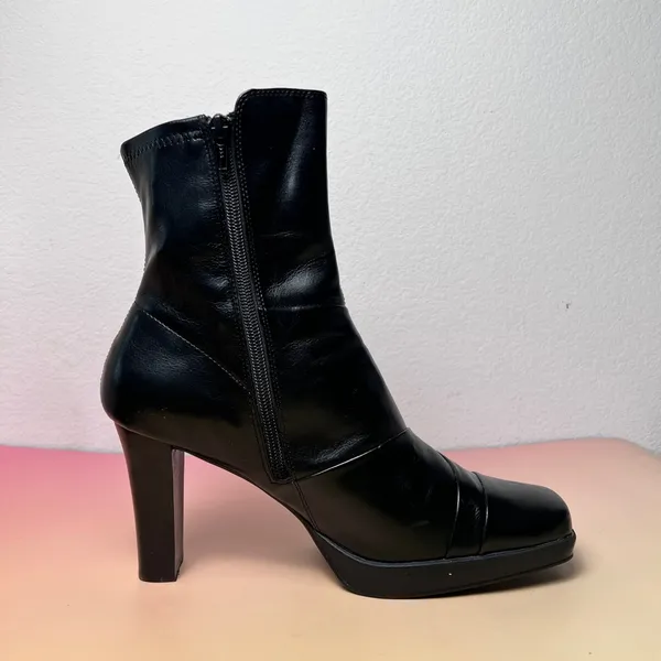 Skechers Black Faux Leather Square Toe‎ Heeled Booties Y2K Retro Women’s Size 10 - Image 5