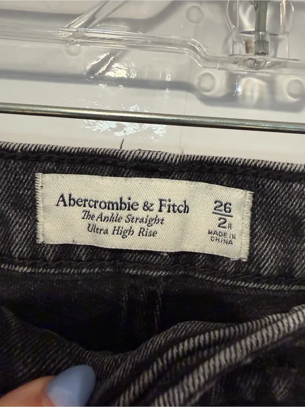 High-Rise Abercrombie and Fitch Straight‎ Black Jeans - Image 2