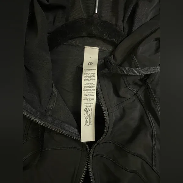 Lululemon NWT Define Cropped Hoodie Mesh Jacket Black Size 4 - Image 13