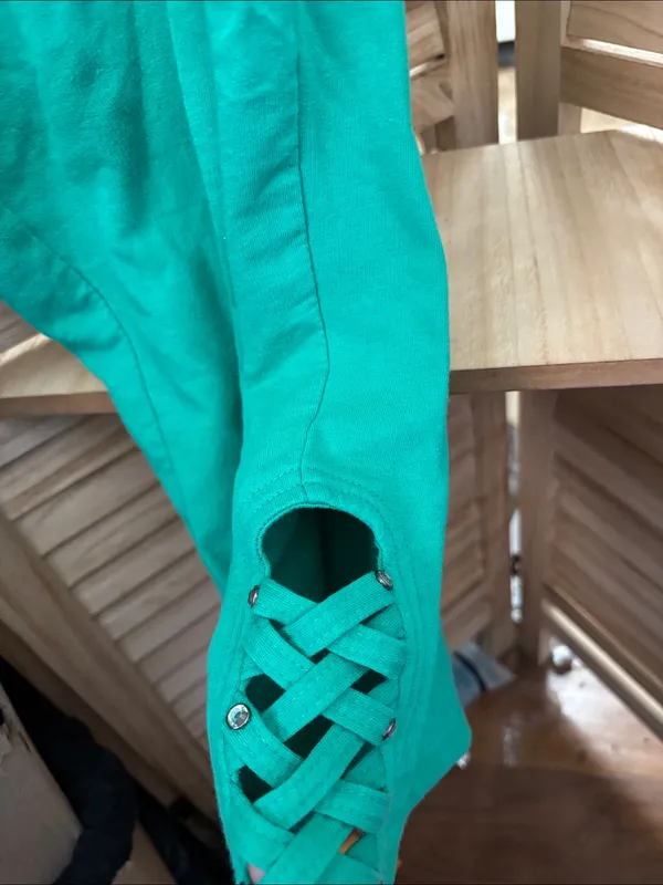 Onque Casuals French Terry Pull-On Capri Pants Large - Image 2