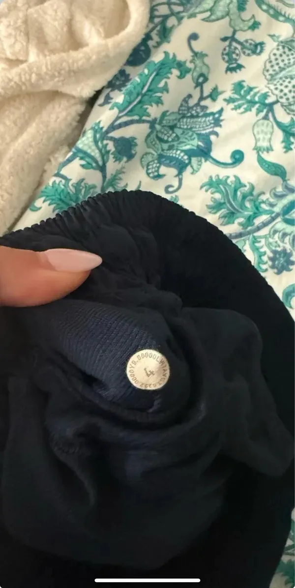 Lululemon Align Joggers - Image 4