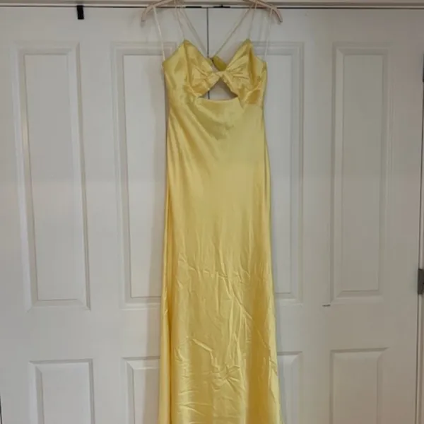 MAC‎ DUGGAL yellow twist front gown maxi dress bridesmaid formal 14 - Image 4