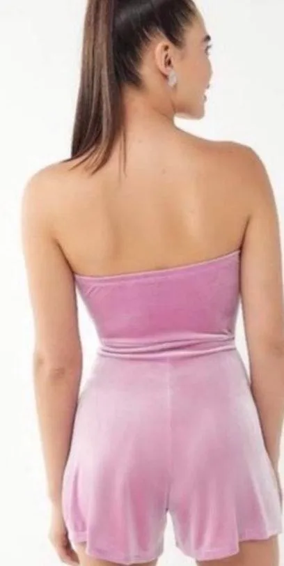 Urban Outfitters Velvet Romper Pink - Image 4