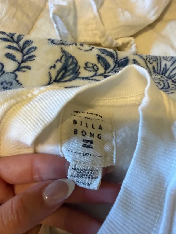 Billabong Sweatshirt Women’s M Cream - Image 3