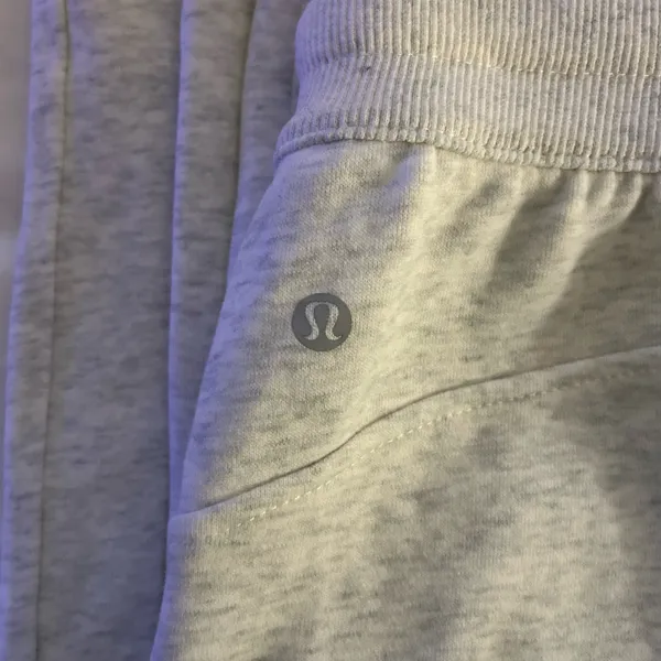Scuba marble gray sweatpants Size XXL BUT FITS LIKE A 10 - Image 2