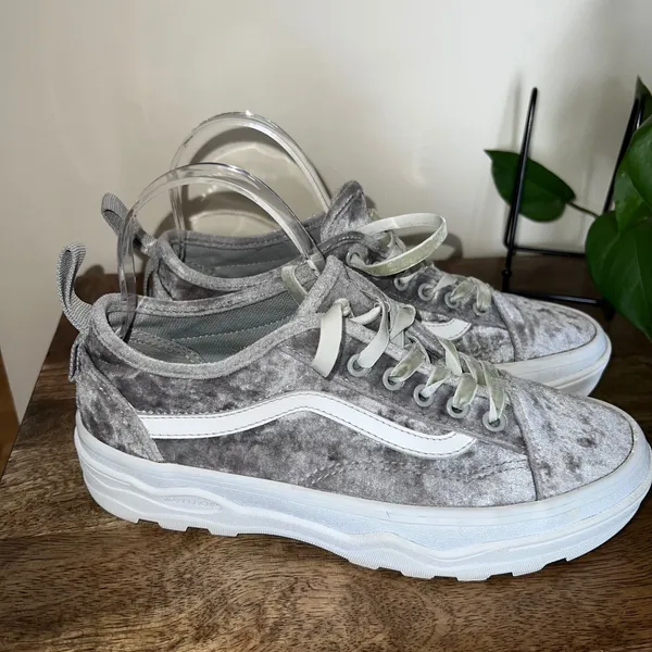 Vans Old Skool Ultracush Velvet Women 8.0‎ Shoes Gray Lace Up Platform Sneakers - Image 5
